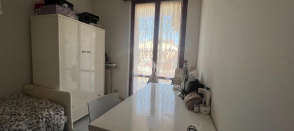 3 rooms Apartment in Corbetta, Italy No. 231101 6