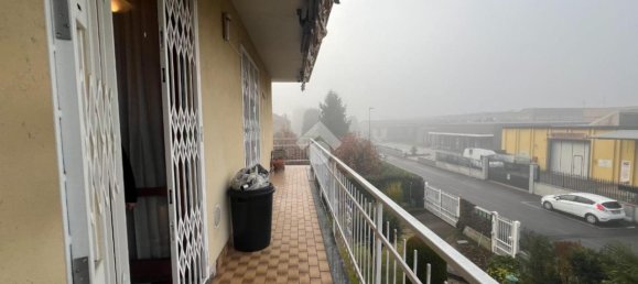 3 rooms Apartment in Corbetta, Italy No. 231101 9