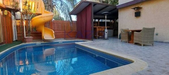 4 Schlafzimmer Gewerbliche Immobilie in Limassol, Cyprus, Nr. 81159 2