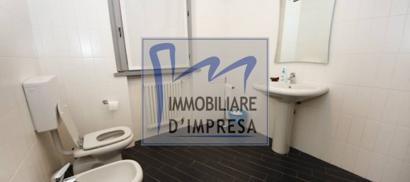 5 rooms Office in Parma, Italy No. 79310 14