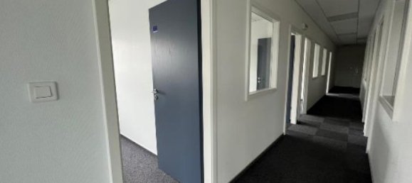 Здание с 27 комнатами в Мюлуз, Франция № 94017 8