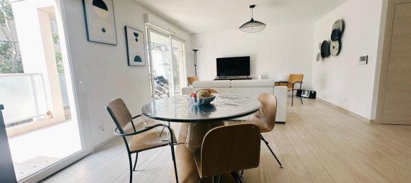 3 bedrooms Duplex in Toulon, France No. 342621 7