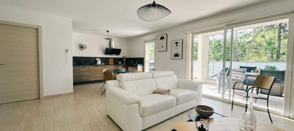 3 bedrooms Duplex in Toulon, France No. 342621 3