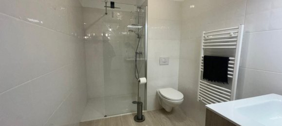 3 bedrooms Duplex in Toulon, France No. 342621 8