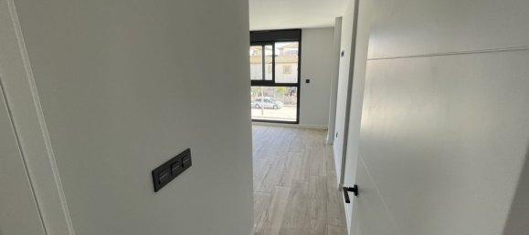 Квартира с 4 спальнями в Аликанте, Испания № 178431 10