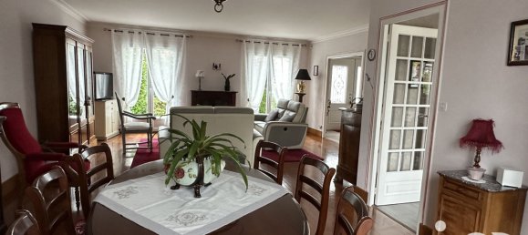 Casa de 3 dormitorios en Parthenay, France No. 321059 4