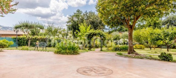 2 bedrooms Villa in Sezze, Italy No. 286964 13