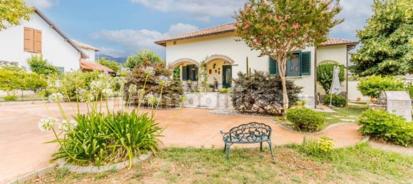 2 bedrooms Villa in Sezze, Italy No. 286964 6