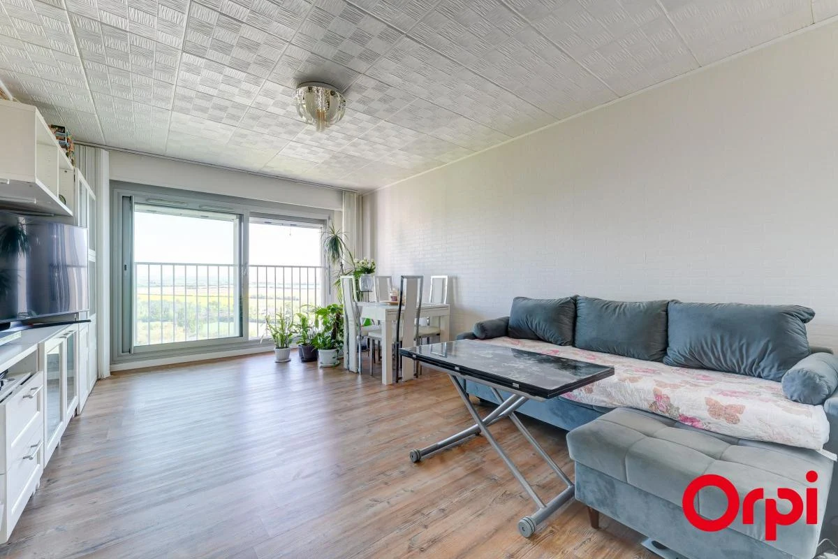 Apartamento de 2 dormitorios en Venissieux, France No. 348238