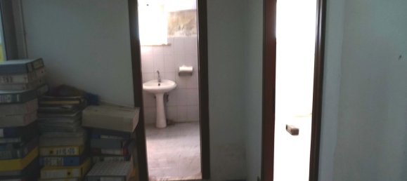 170m² Commercial property in Rome, Italy No. 54914 21