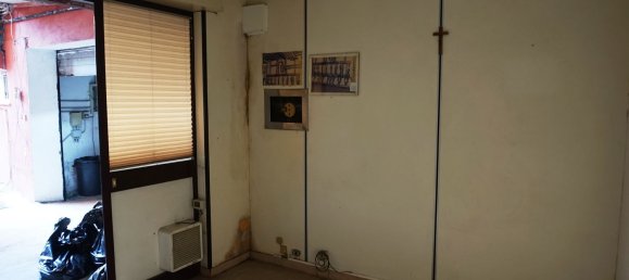 170m² Commercial property in Rome, Italy No. 54914 17