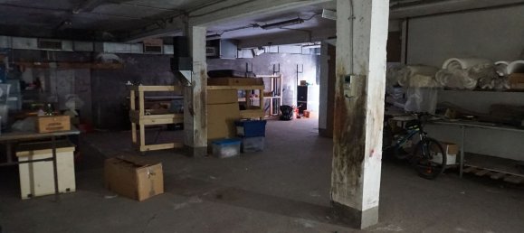 170m² Commercial property in Rome, Italy No. 54914 12