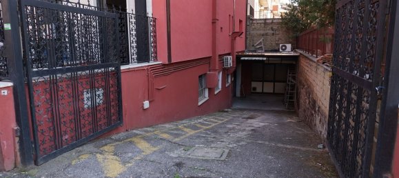 170m² Commercial property in Rome, Italy No. 54914 3