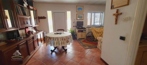 3غرفة منزل في Lucca, Italy رقم 46409 9