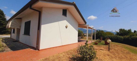 3غرفة منزل في Lucca, Italy رقم 46409 2