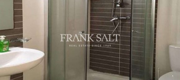 1 bedroom Apartment in Gzira, Malta No. 1198 10