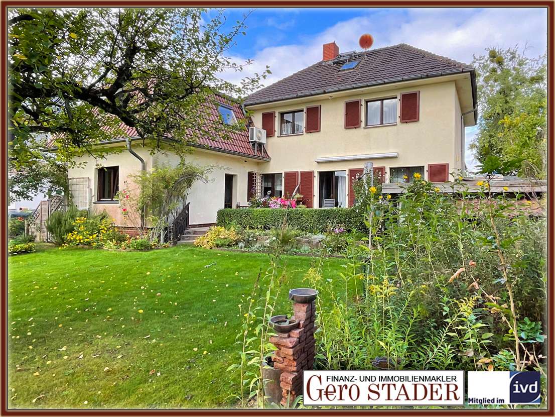 6 chambres Villa à Falkenhagener Feld, Germany No. 18010