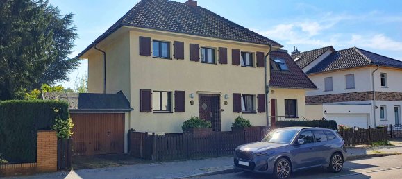 6 chambres Villa à Falkenhagener Feld, Germany No. 18010 33