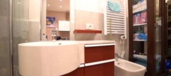 1 bedroom Apartment in Milan, Italy No. 281073 3