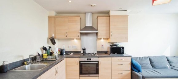 1 bedroom Apartment in Watford, United Kingdom No. 6146 20