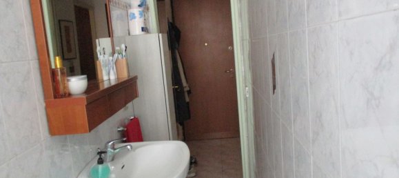 2 bedrooms Apartment in Turin, Italy No. 379745 7