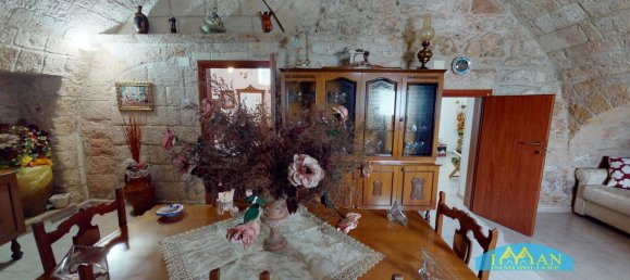5 rooms House in Francavilla Fontana, Italy No. 155628 10