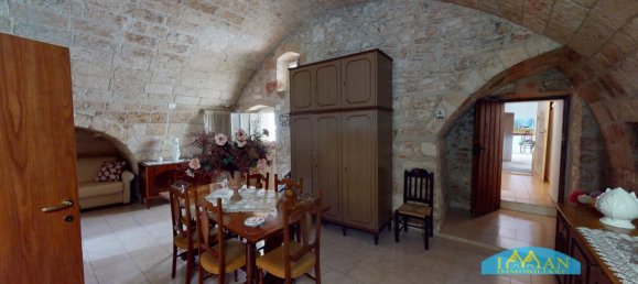 5 rooms House in Francavilla Fontana, Italy No. 155628 7