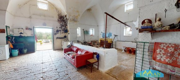 5 rooms House in Francavilla Fontana, Italy No. 155628 4