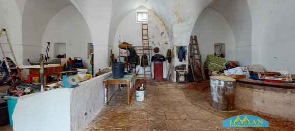 5 rooms House in Francavilla Fontana, Italy No. 155628 32