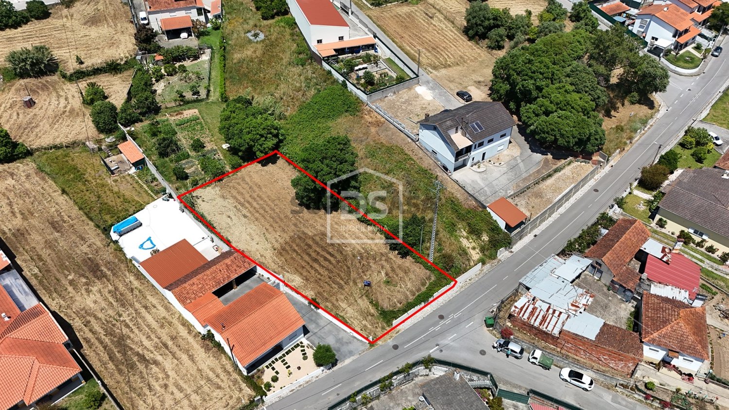 Terreno en Leiria, Portugal 492 m² No. 317198