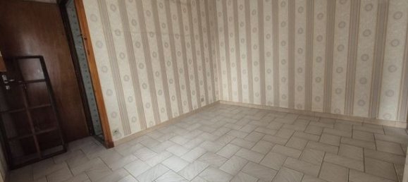 2 bedrooms House in Henin-Beaumont, France No. 313368 4