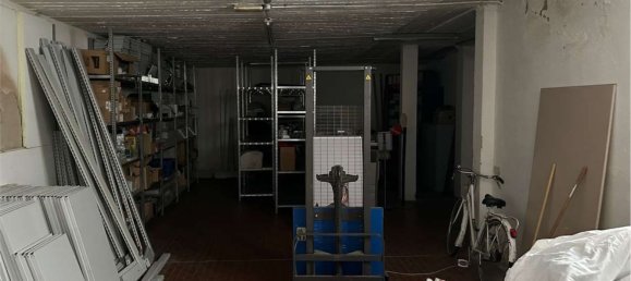 130m² Commercial property in Dalmine, Italy No. 303082 8