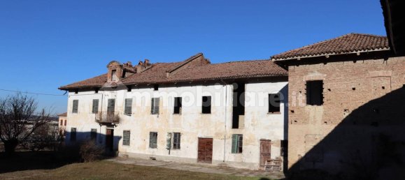 8 Schlafzimmer Haus in Costigliole d'Asti, Italy, Nr. 67175 23