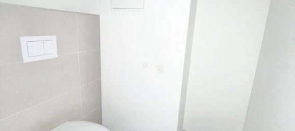 Квартира с 2 комнатами в Лизинг, Австрия № 153499 11