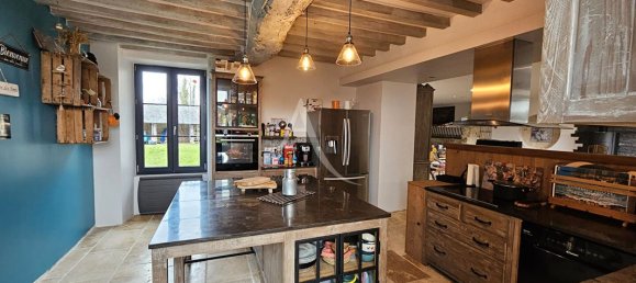 5 bedrooms House in Calvados, France No. 354257 7