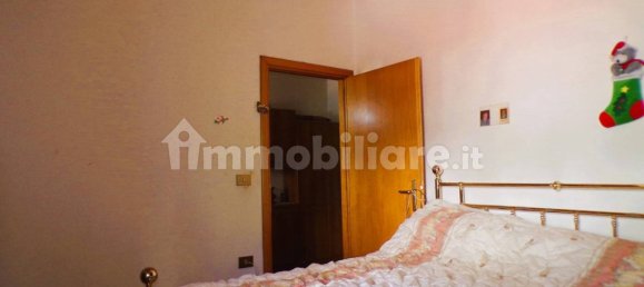 6 bedrooms House in Fossato di Vico, Italy No. 304200 25