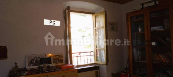 6 bedrooms House in Fossato di Vico, Italy No. 304200 28