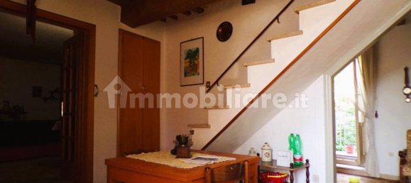 6 bedrooms House in Fossato di Vico, Italy No. 304200 3