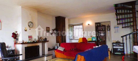 6 bedrooms House in Fossato di Vico, Italy No. 304200 12