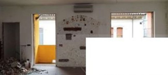 Apartamento de 3 divisões em Voghera, Italy N.º 95461 24