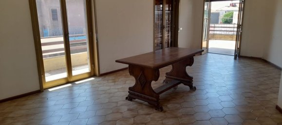 Квартира с 5 спальнями в Ачи Кастелло, Италия № 358592 4