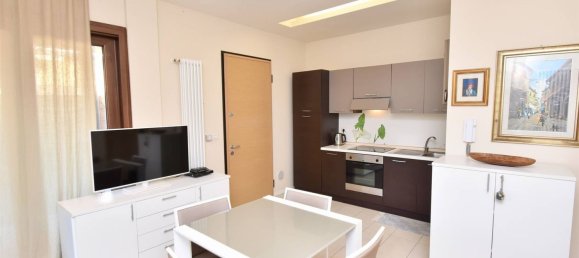 3 rooms Apartment in Comacchio, Italy No. 212878 8