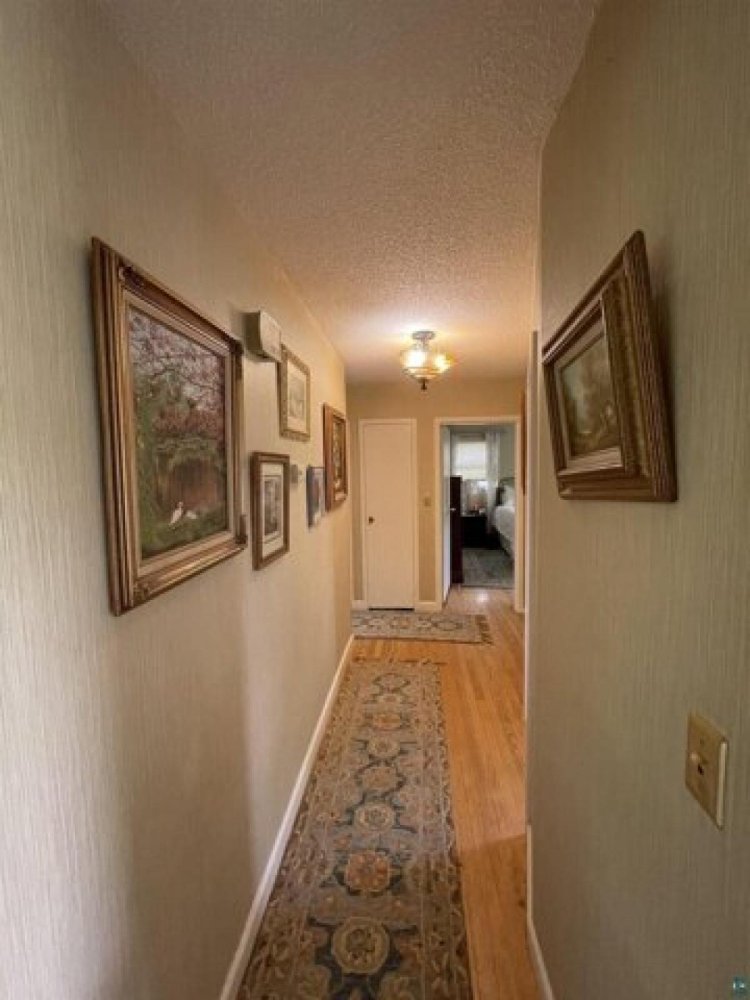 5 bedrooms House in Silver Bay, USA No. 400617