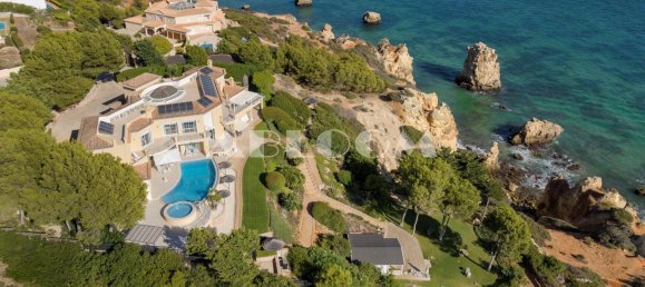 7 bedrooms Villa in Albufeira, Portugal No. 235849 4