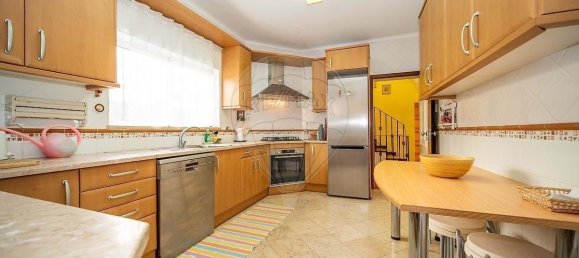 Вилла с 4 спальнями в Алвор, Португалия № 189076 18