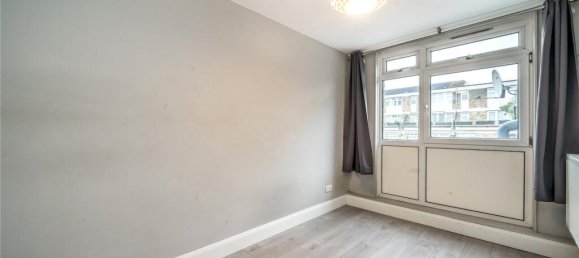 2 bedrooms Apartment in London, United Kingdom No. 12804 3