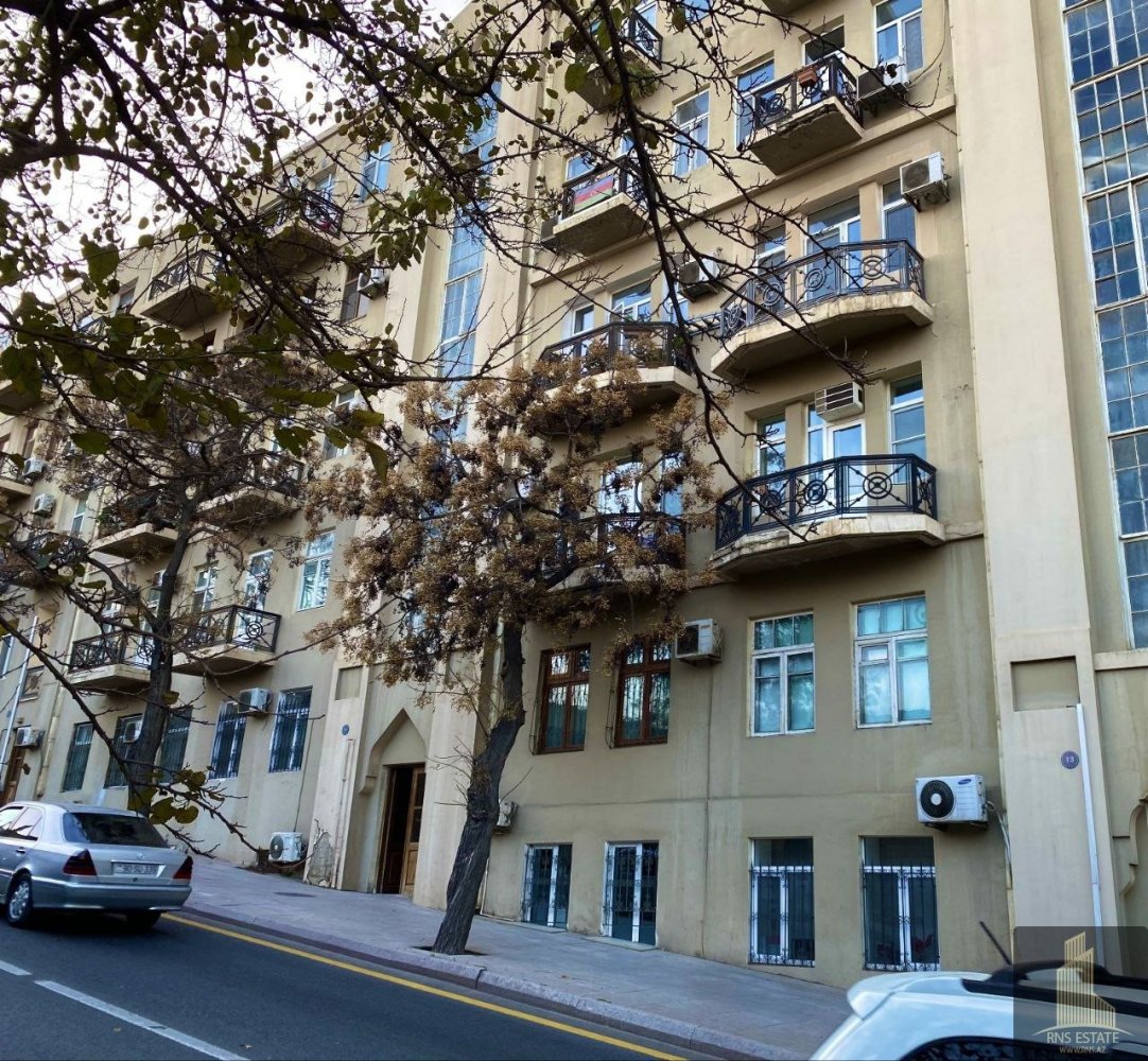 Apartamento T2 em Sabail, Azerbaijan N.º 2260