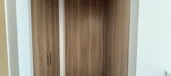 Moradia em banda T3 em Dubai Land, UAE N.º 120579 16