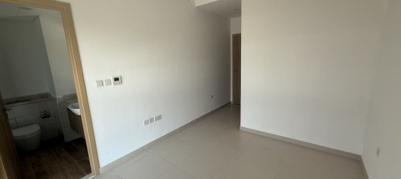 Moradia em banda T3 em Dubai Land, UAE N.º 120579 15