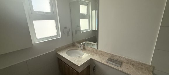 Moradia em banda T3 em Dubai Land, UAE N.º 120579 9